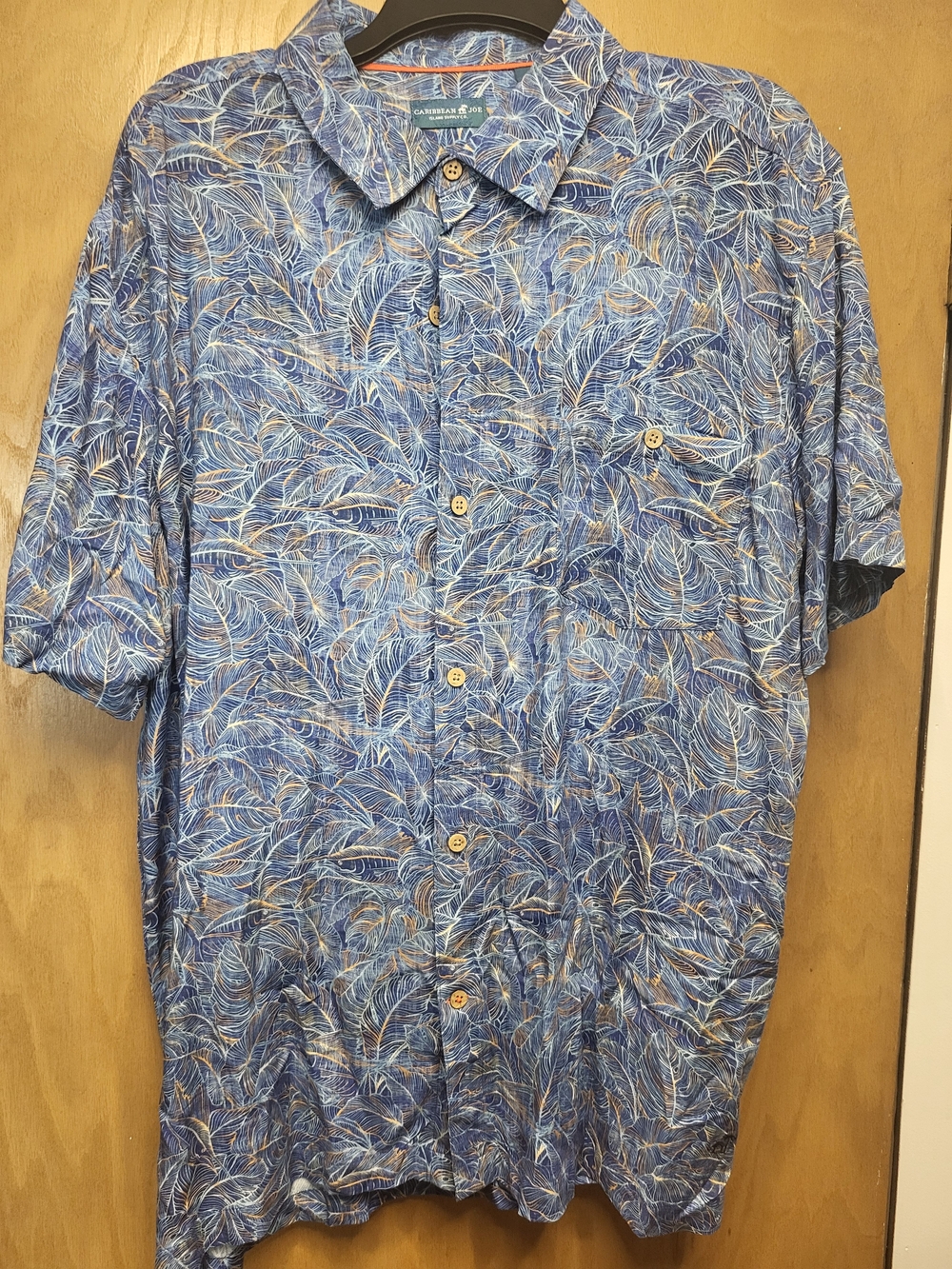 Caribbean Joe Blue Leaf-Print Short-Sleeve Button-Up Shirt